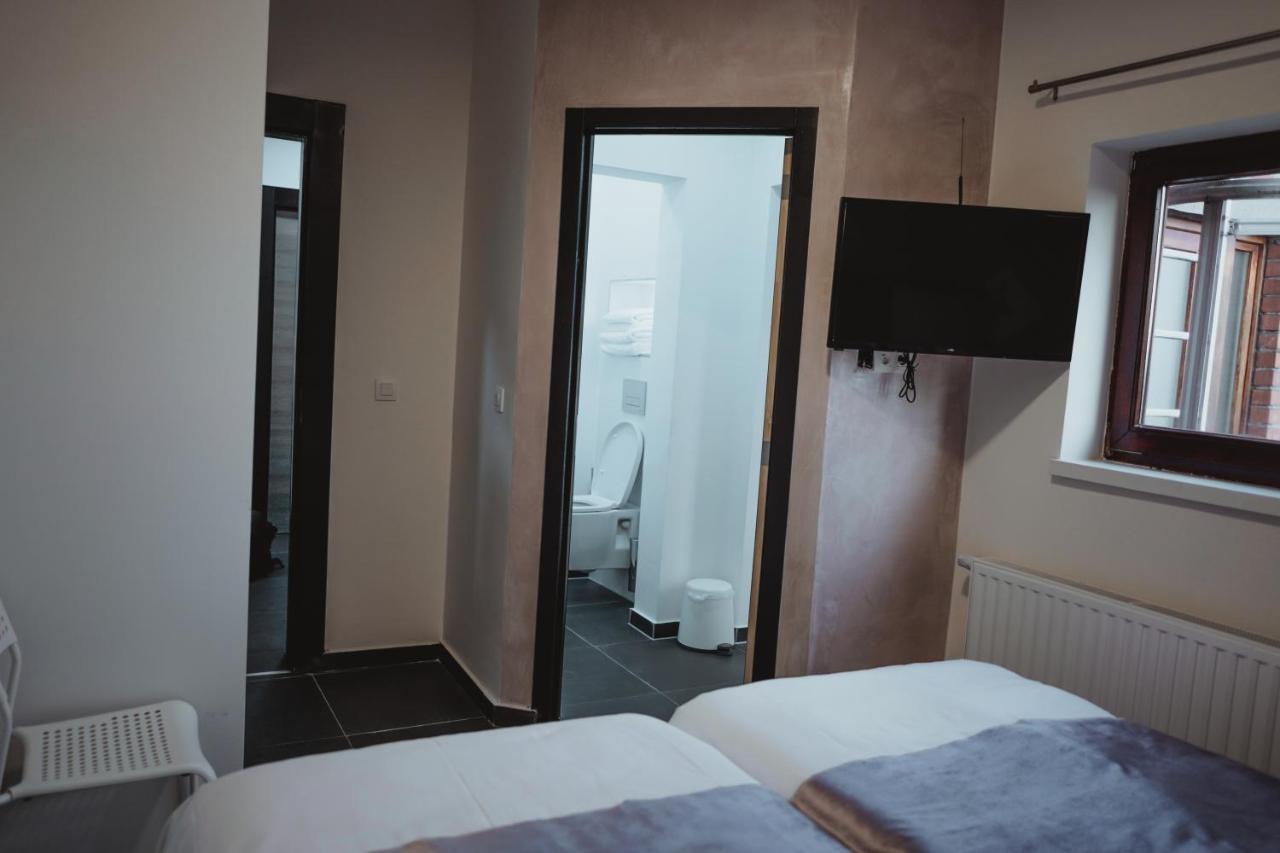 Hotel Onyx Expo Jette Ngoại thất bức ảnh